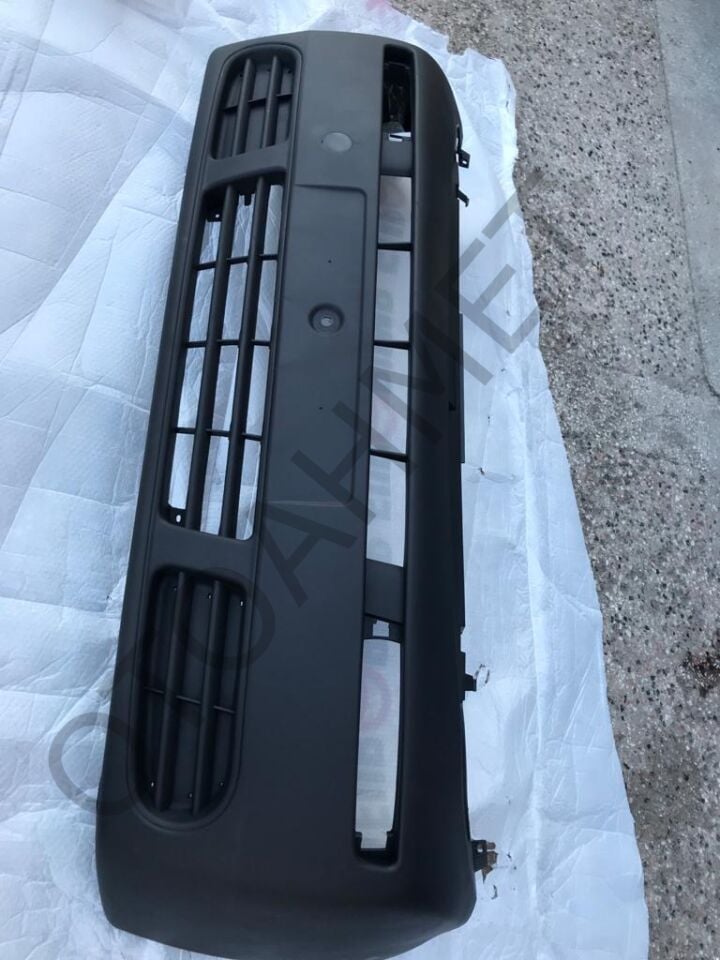 Opel Vivaro Ön Tampon