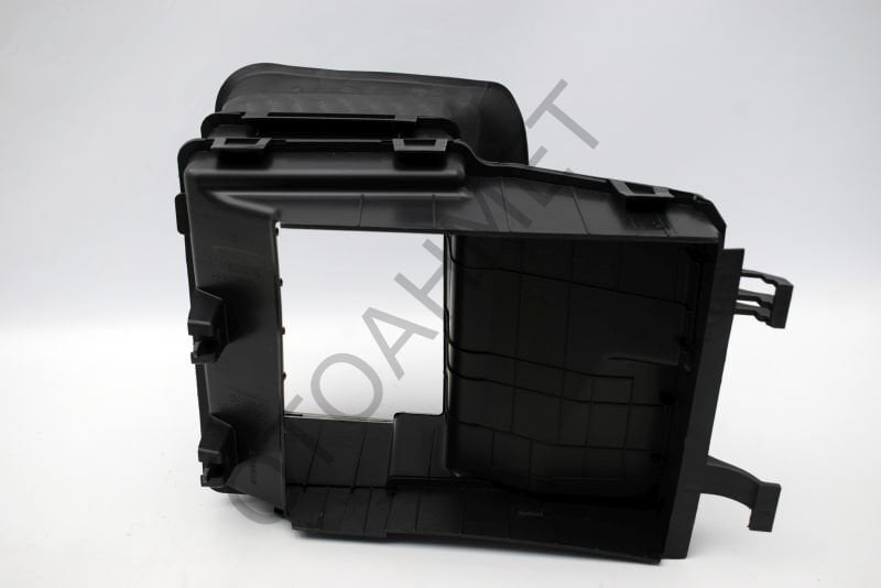 Renault Clio 4 Radyatör davlumbazı (hava yönlendirici)