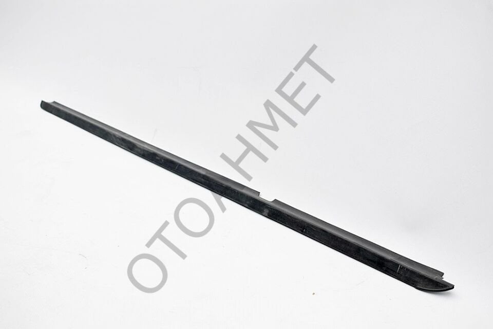 Renault 19 Sol Ön Kapı Cam Fitili Sol Alt