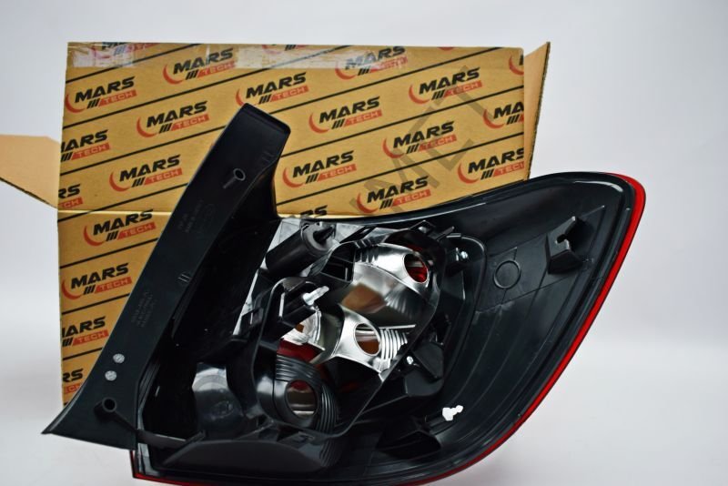 Dacia Sandero Stepway Stop Lambası Sol (Füme) 2013