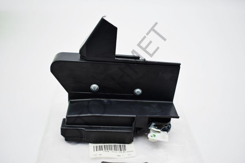 Symbol Sandero Ön Kapı Kilidi Sağ 805022808R