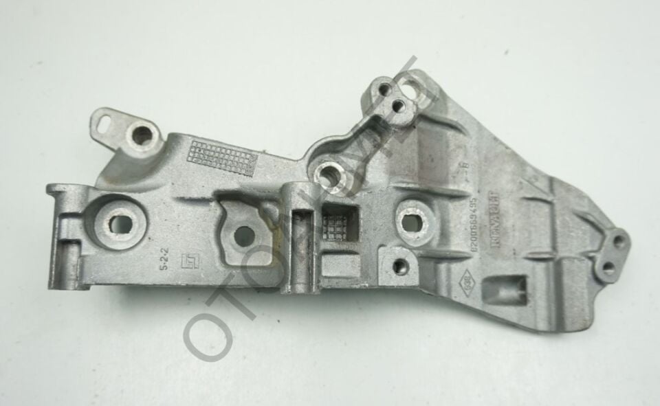 Alternatör Gergi Ayağı Fluence Megane 3 Duster-8200695957