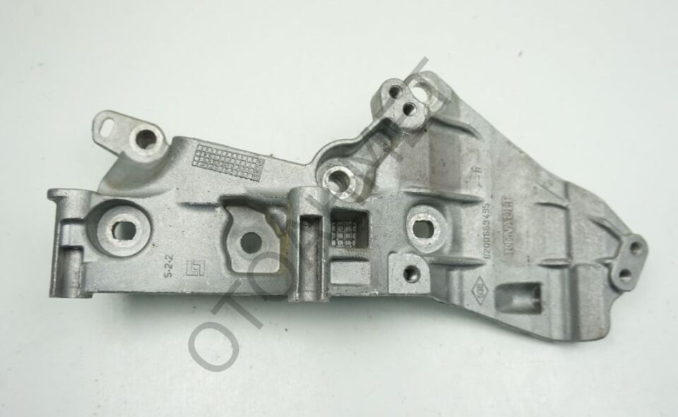 Alternatör Gergi Ayağı Fluence Megane 3 Duster-8200695957