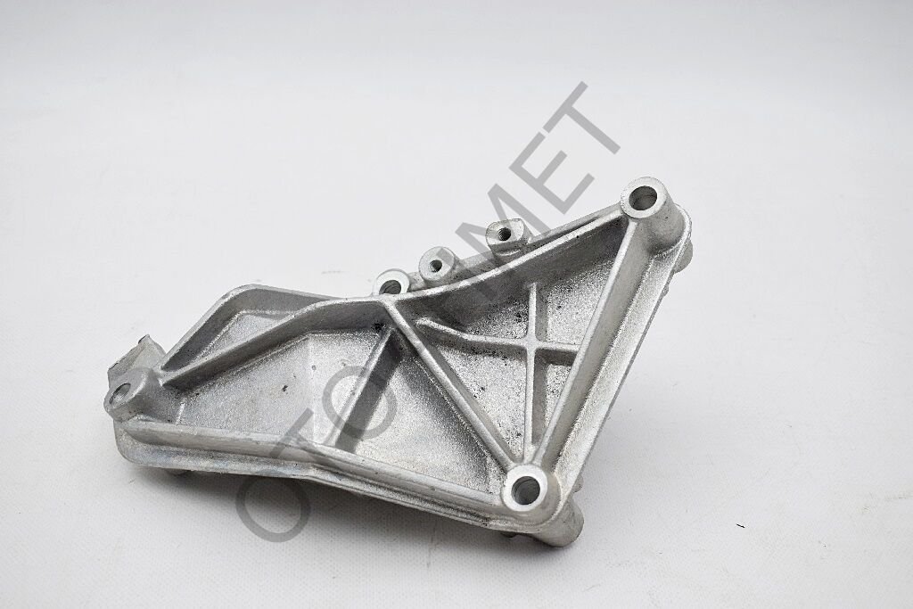 7700817262 Şanzıman Kulağı Renault Laguna