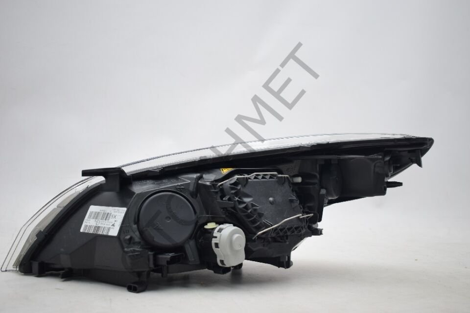 Megane 3 Xenon Far Sağ