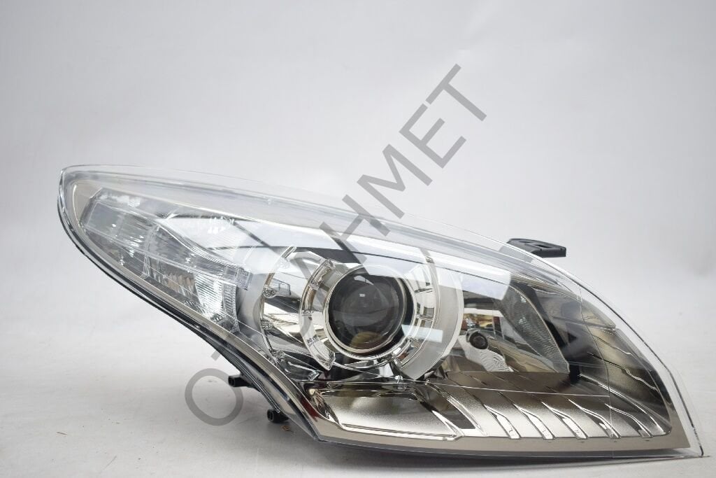 Megane 3 Xenon Far Sağ