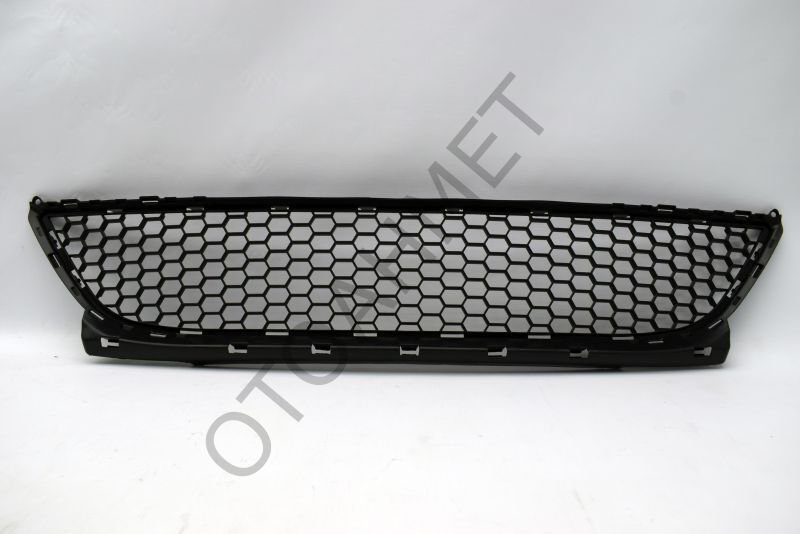 Ön Tampon Izgarsı Dacia Logan 08-