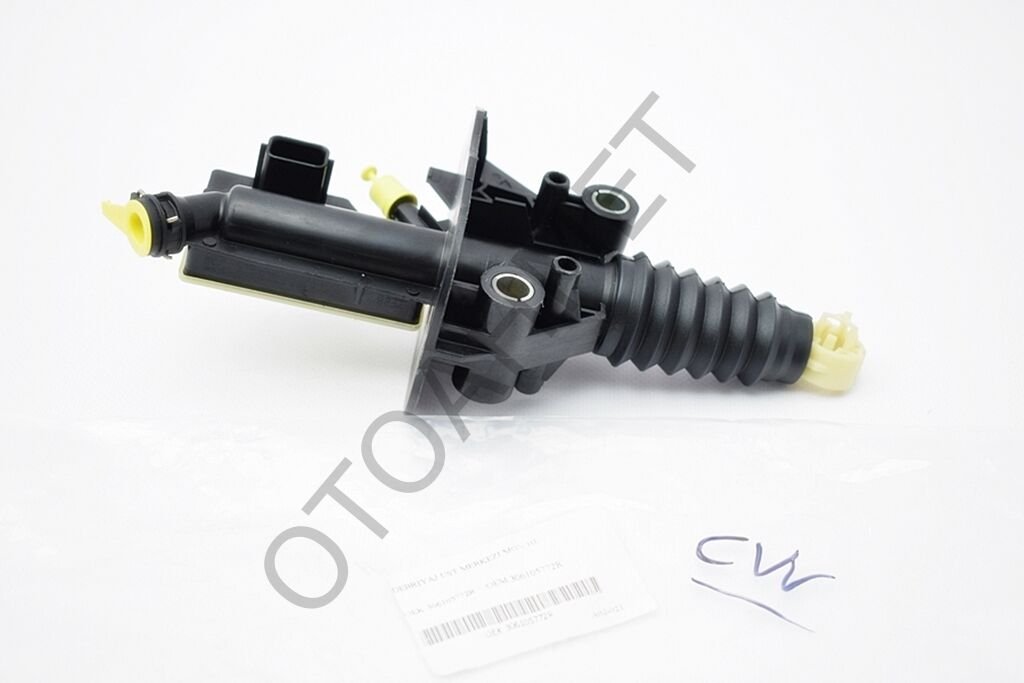 Renault Megane 4 Debriyaj Üst Merkezi-306105772R