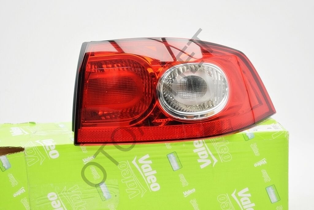 Renault Laguna 2 Arka Stop Lambası Sağ Dış