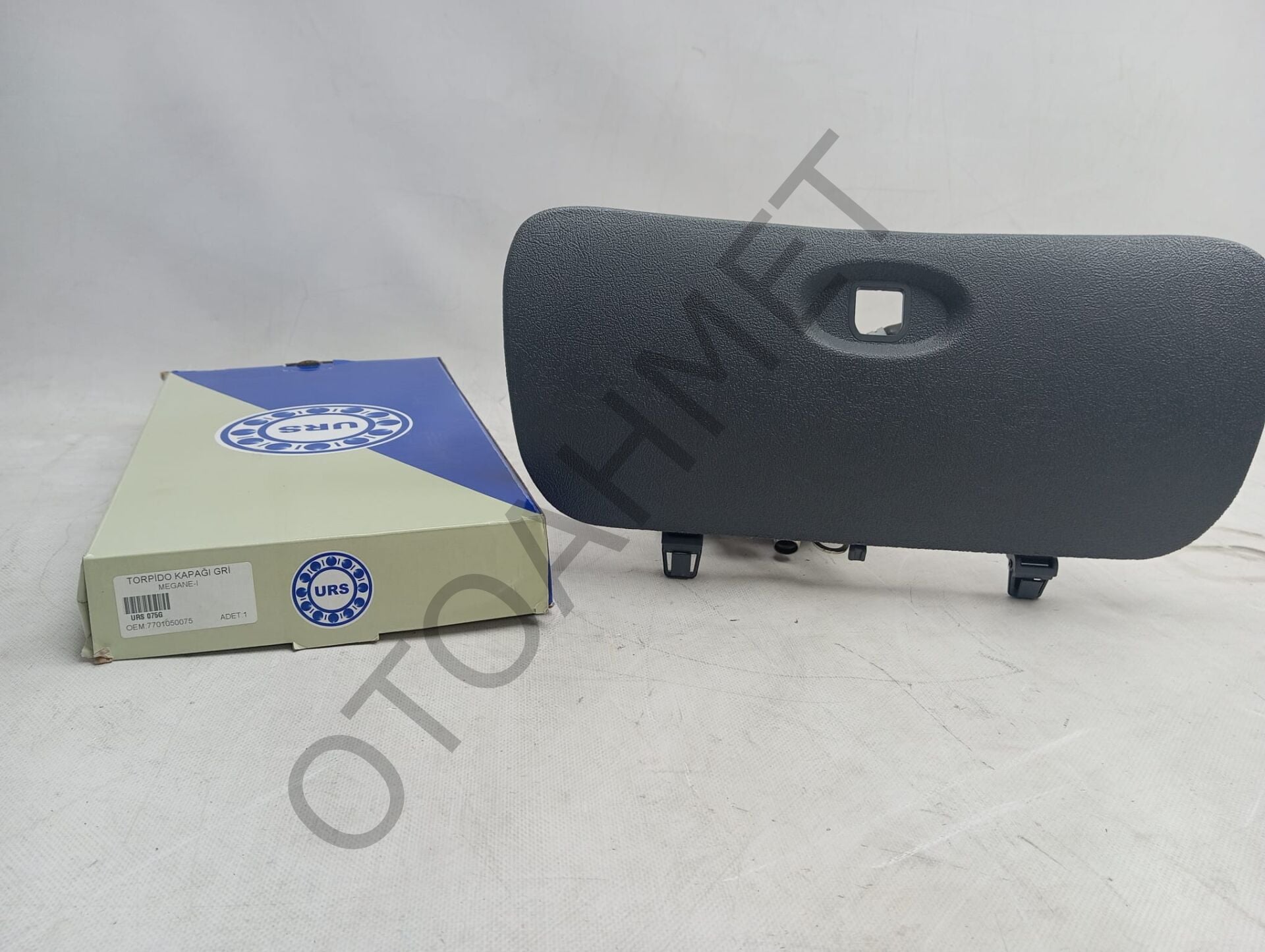 Renault Megane Torpido Kapağı Gri