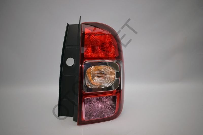 Sağ Arka Stop Dacia Duster 2014-