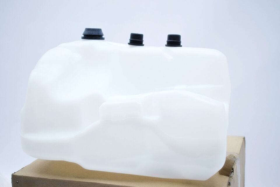 Megane 2 Cam Su Bidonu ( Far Yıkamalı) 7701207666