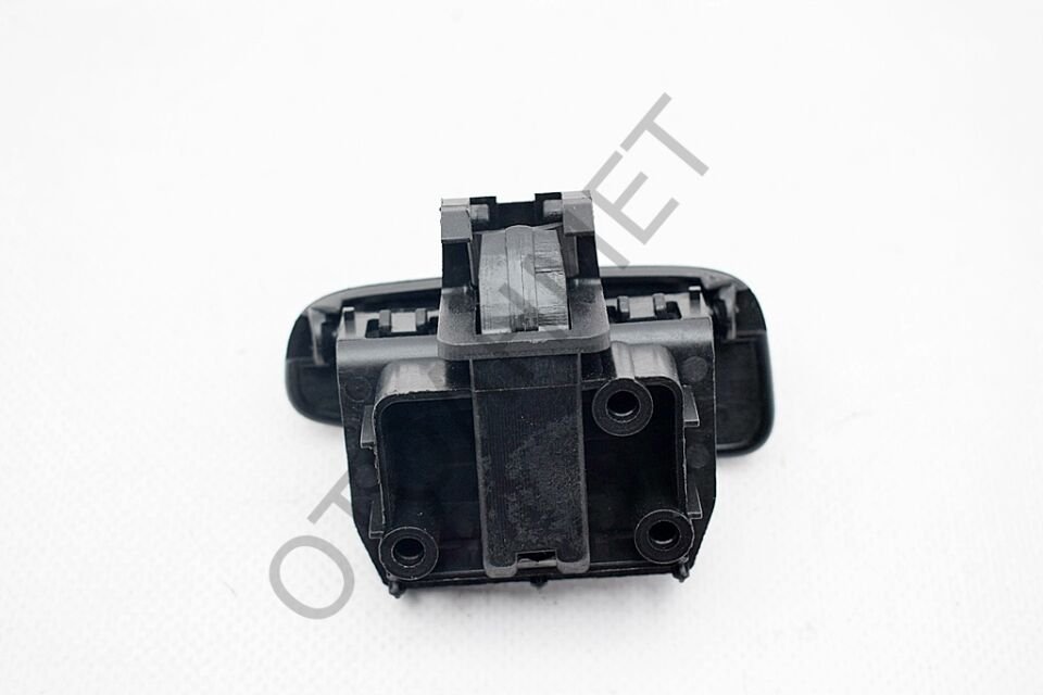 Clio 4 Torpido Kapak Kilidi