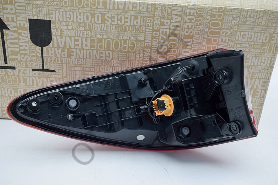 Renault Kadjar Arka Stop Komple Sağ Dış