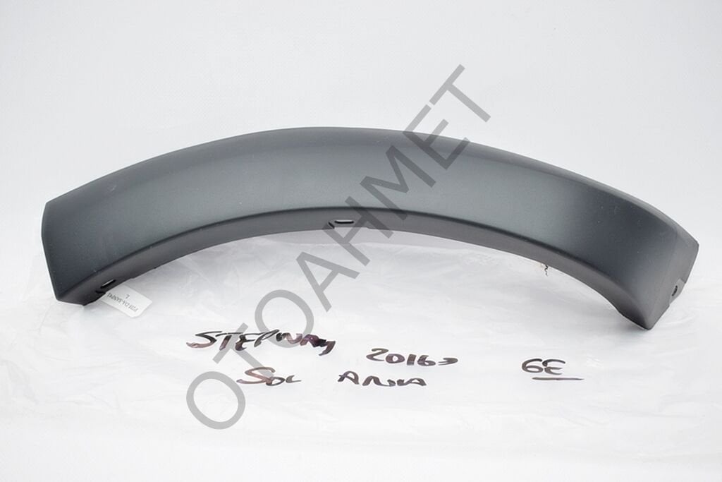 Sandero Stepway Arka Tampon Kaplaması Sol 850772238R