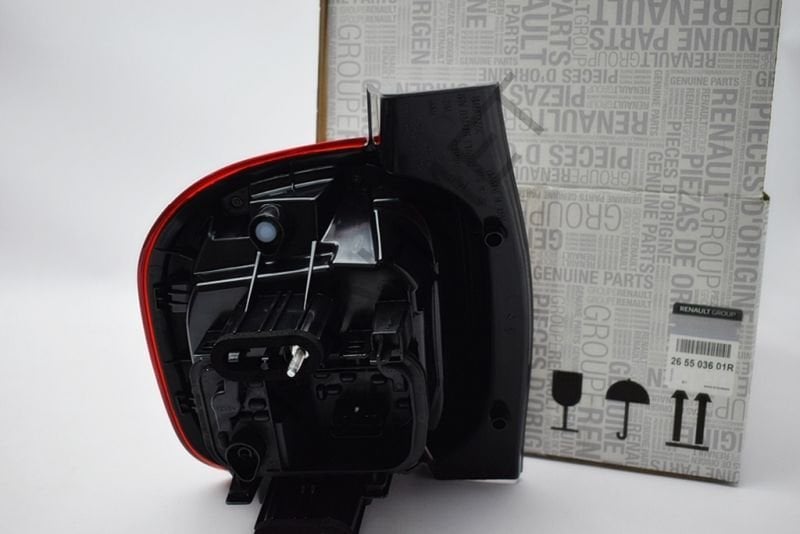 Dacia Duster 2 Sağ Arka Stop 2018-