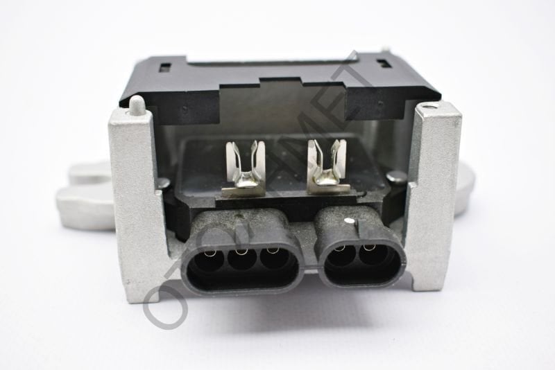 Renault 9 1.4 İ Concorde Motor Beyni