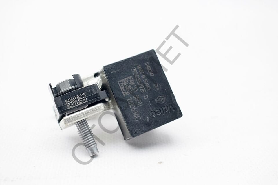 Enerji Yönetim Kaptörü (Akü Sigortası) Renault Clio 4 Captur