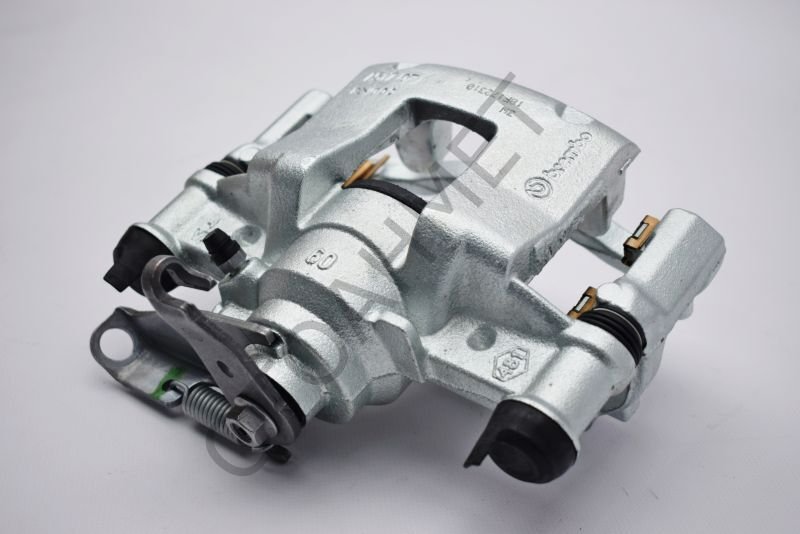 Master 3 Arka Fren Kaliperi Kundaklı Çift Teker Sağ