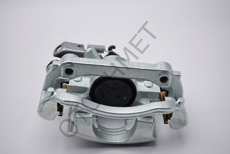 Master 3 Arka Fren Kaliperi Kundaklı Çift Teker Sağ