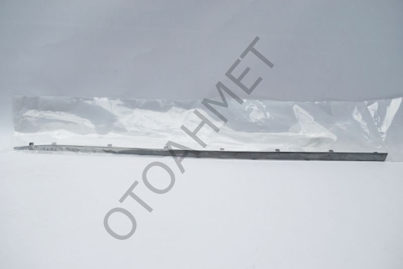 Renault Clio 4 Sol Ön Kapı Bandı Nikelajı