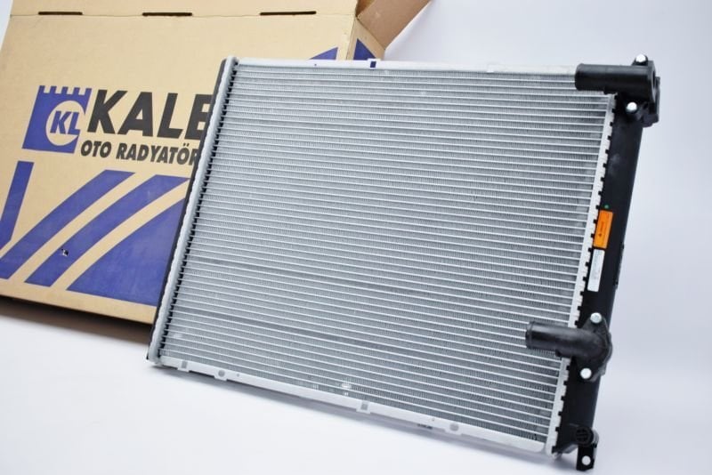 Renault Safrane Motor Su Radyatörü