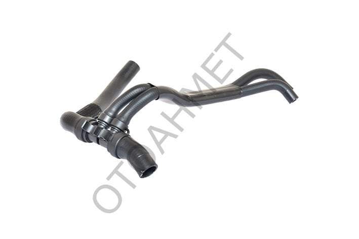 Master 2 Su Radyatörü Alt Hortumu 8200400821