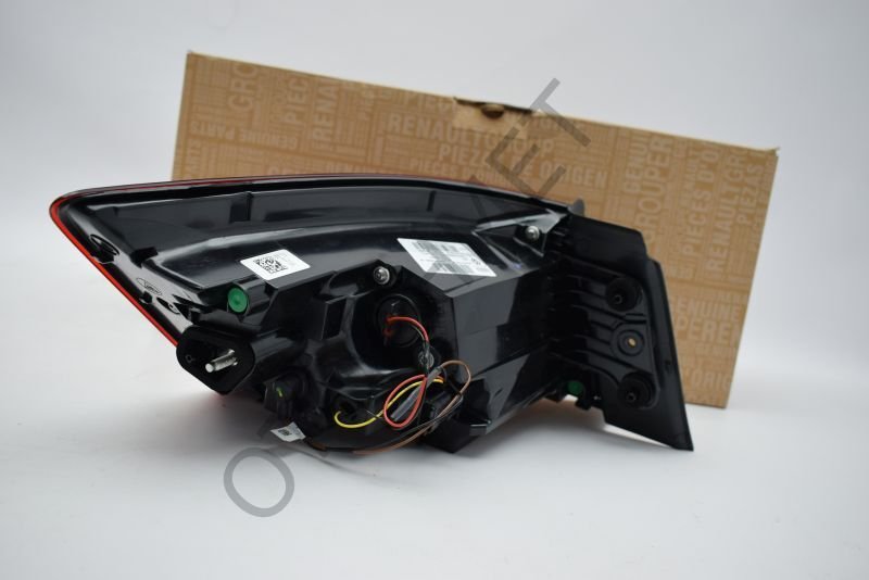Renault Megane 4 Arka Stop Lambası Sağ Dış 265507297R