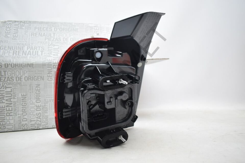 Duster 2 Makyajlı Sağ Stop 265509473R