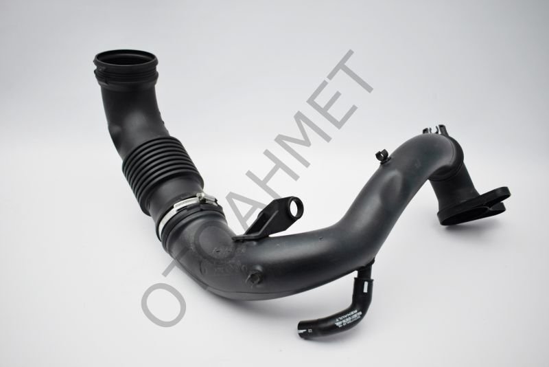 Renault Master 3 Hava Filtre Hortumu 165763705R