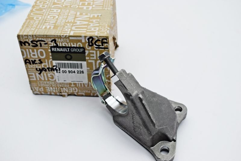 Master 3 Aks Orta Askısı Bağlantısı