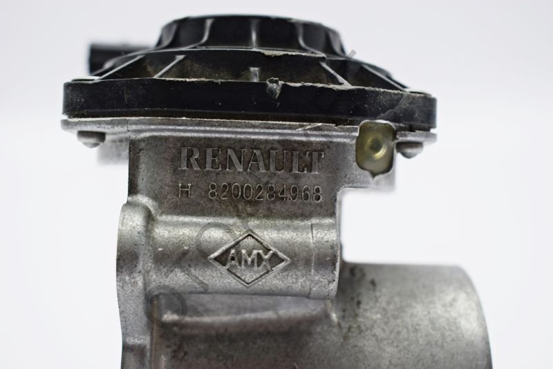 Gaz Kelebek Kutusu  Clio 3 Symbol 1,2 Motor-8200568712