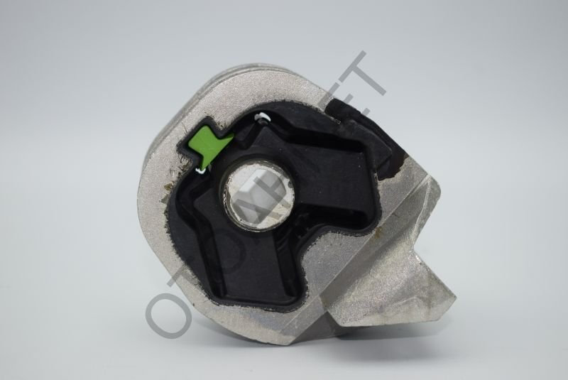 Master 3 Arka Motor Takozu (Kulağı) Alt