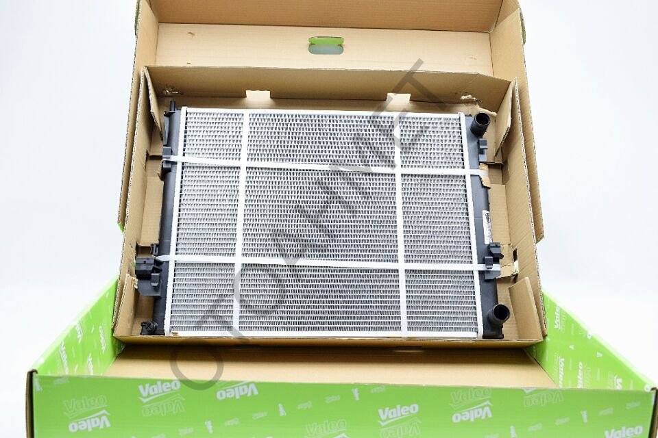 Renaul Trafic Su Radyatörü 8200073817