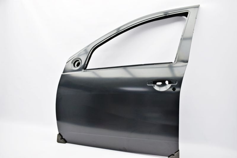 Sol Ön Kapı Dacia Duster