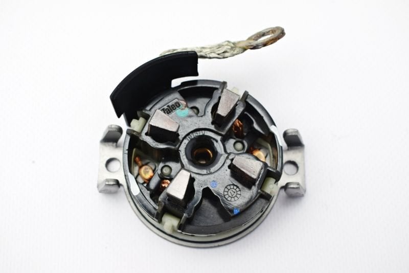 Kömür Yuvası (Taşıyıcı ) Marş Dinoması Renault