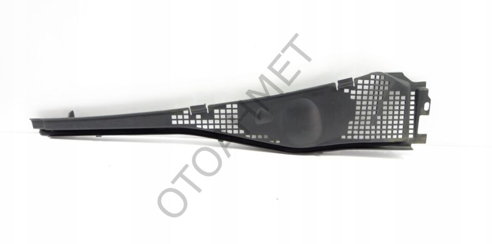 Ön Cam Izgarası Dacia Duster Sol 8200825457