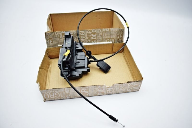 Renault Kangoo 3 Kapı Kilidi Ön Sol 8200497579