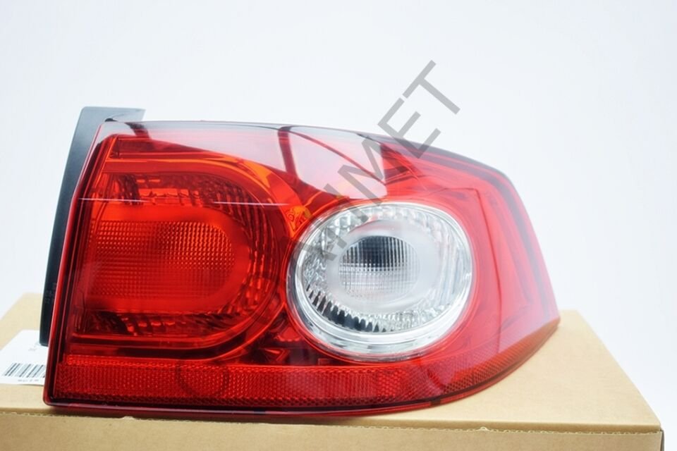 Laguna 2 Arka Stop Lambası Sağ Dış