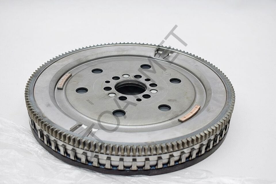 123008498R Edc Volan 123105323R