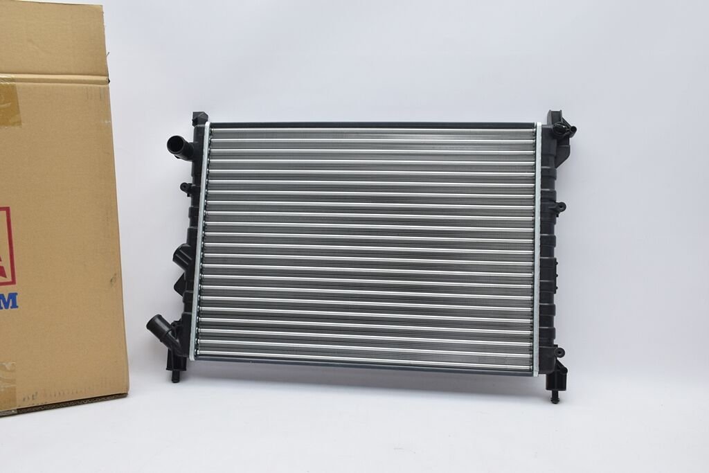 Renault Laguna Su Radyatörü 7701038237