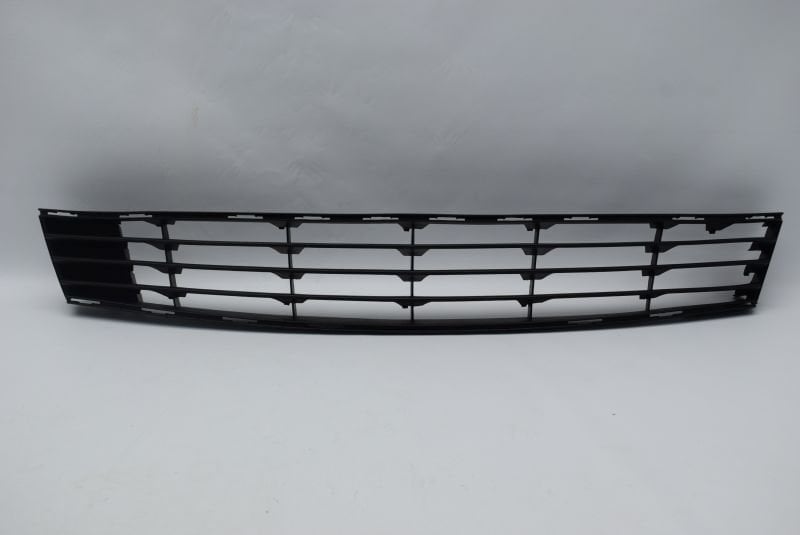 Ön Tampon Orta Izgarası Clio 3-8200682294