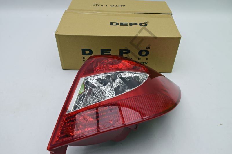 Renault Clio Symbol Arka Stop Lambası Sağ