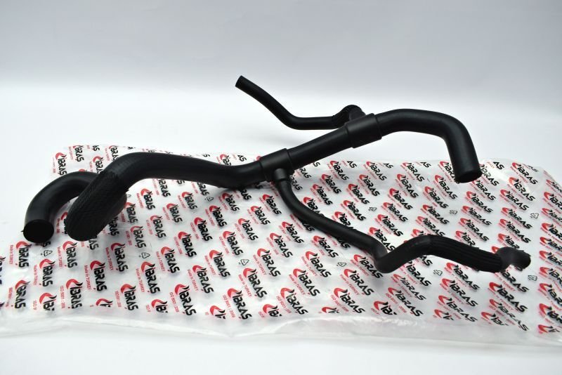 Renault Laguna Motor Su Radyatörü Alt Hortumu Volvo Motor