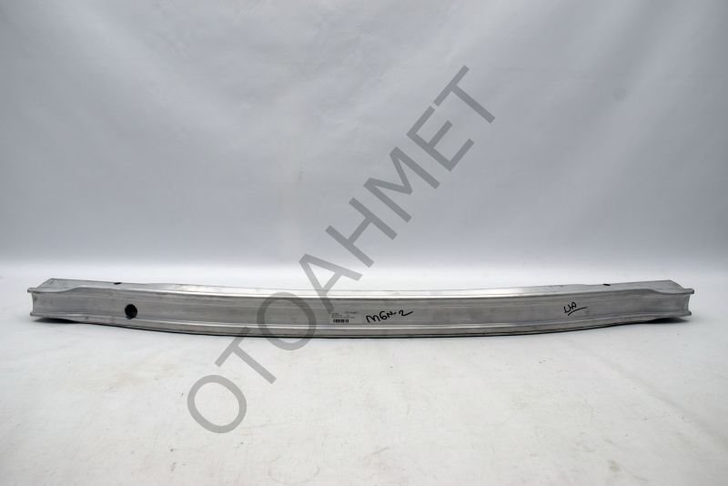 Ön Tampon Demiri Megane 2