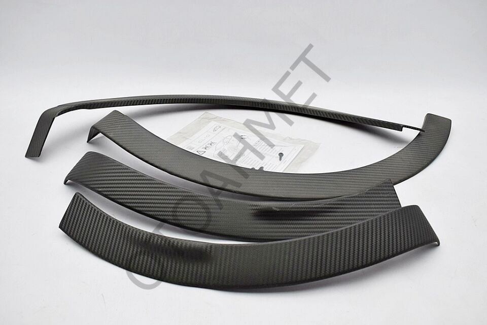 Clio 4 Arka Çamurluk Bandı 8201348101