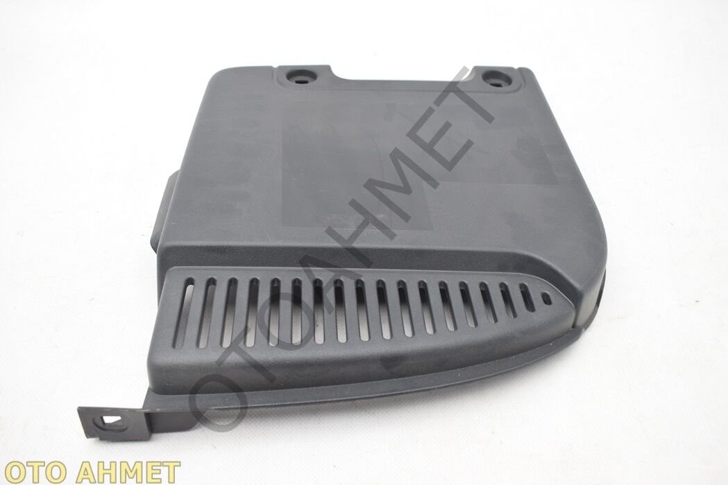 Renault Megane 2 Akü Üst Kapağı 8200302466