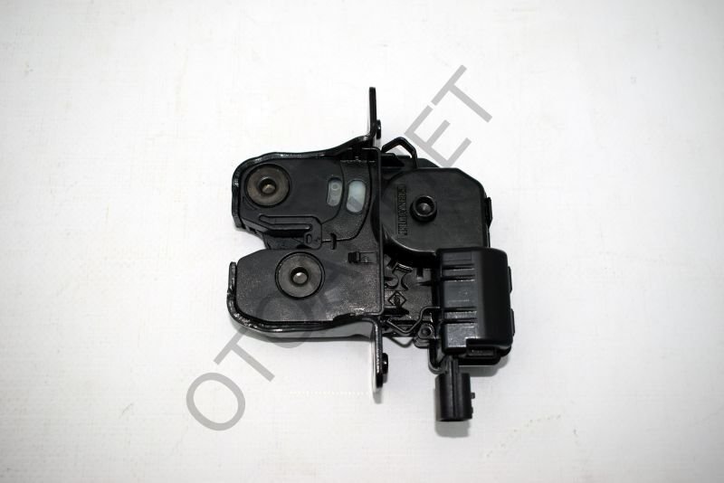 Renault Fluence-Clio 4 Bagaj Kilidi