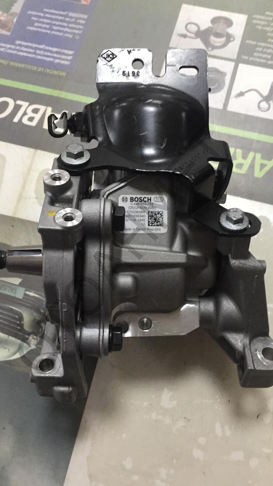 167003606R Mazot Pompası Duster k9k-874