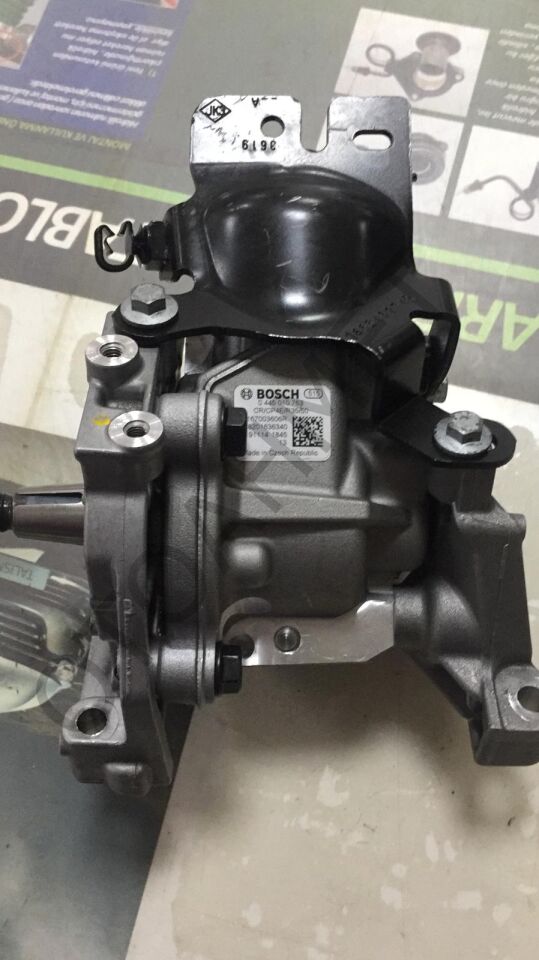 167003606R Mazot Pompası Duster k9k-874
